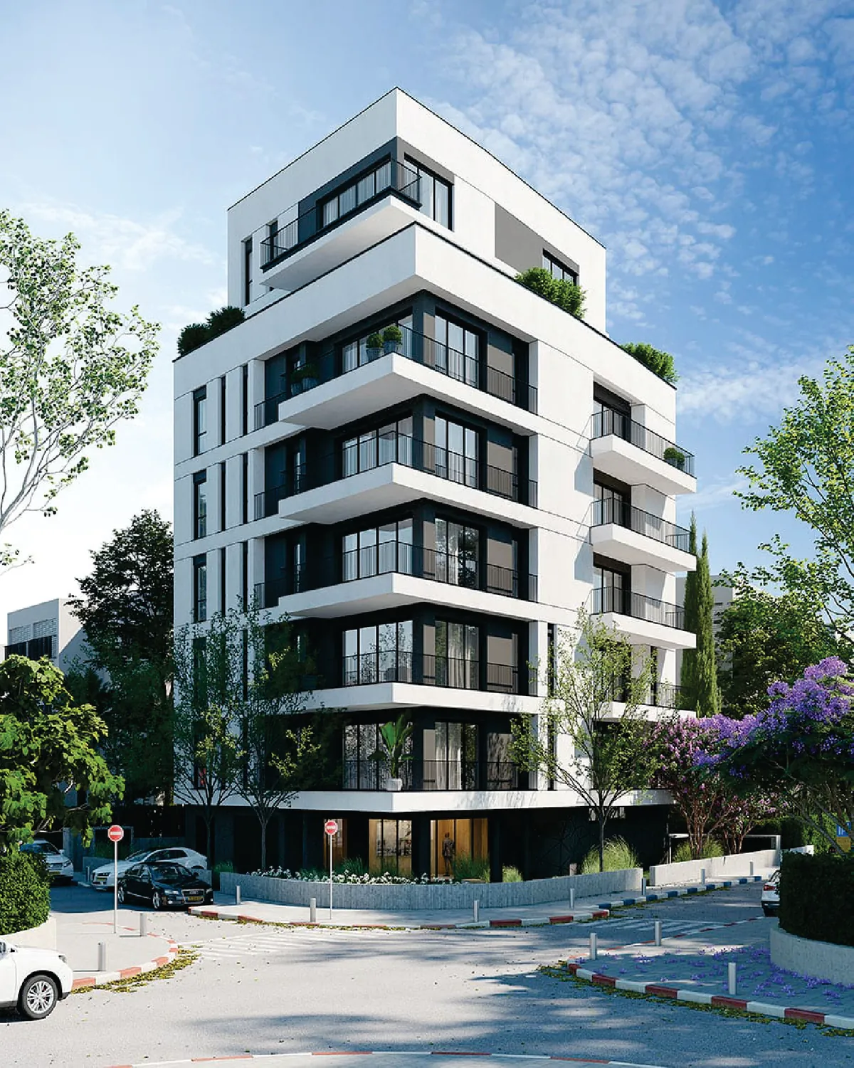 Después: edificio de departamentos moderno construido sobre el terreno